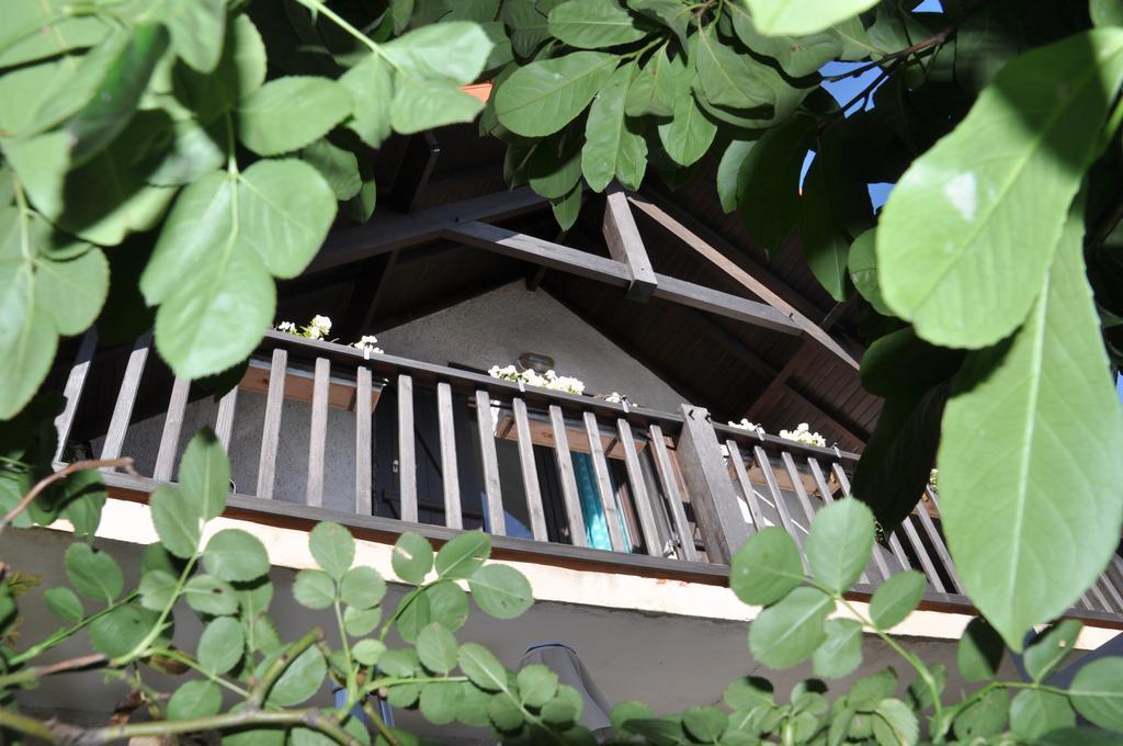 ホテル Du Cote De Chez Jos ブゾン エクステリア 写真